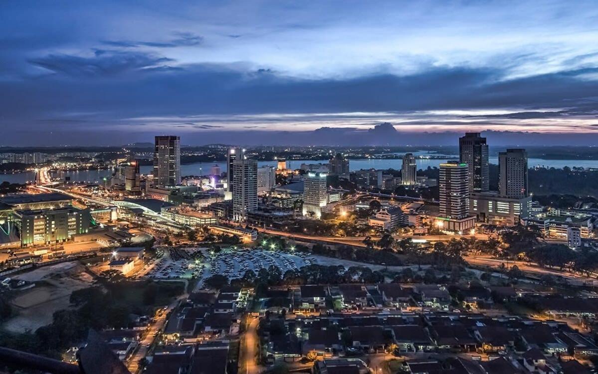 Modern, High Floor Suasana Suites 05 In Jb Johor Bahru Bagian luar foto